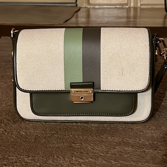 Michael Kors Woven Bradshaw - two tone green - Picture 4 of 5